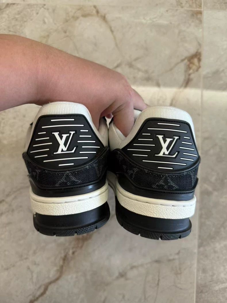 Louis Vuitton Louis Vuitton LV Trainer Sneakers Size US 9.5 / EU 42-43 - 3 Thumbnail