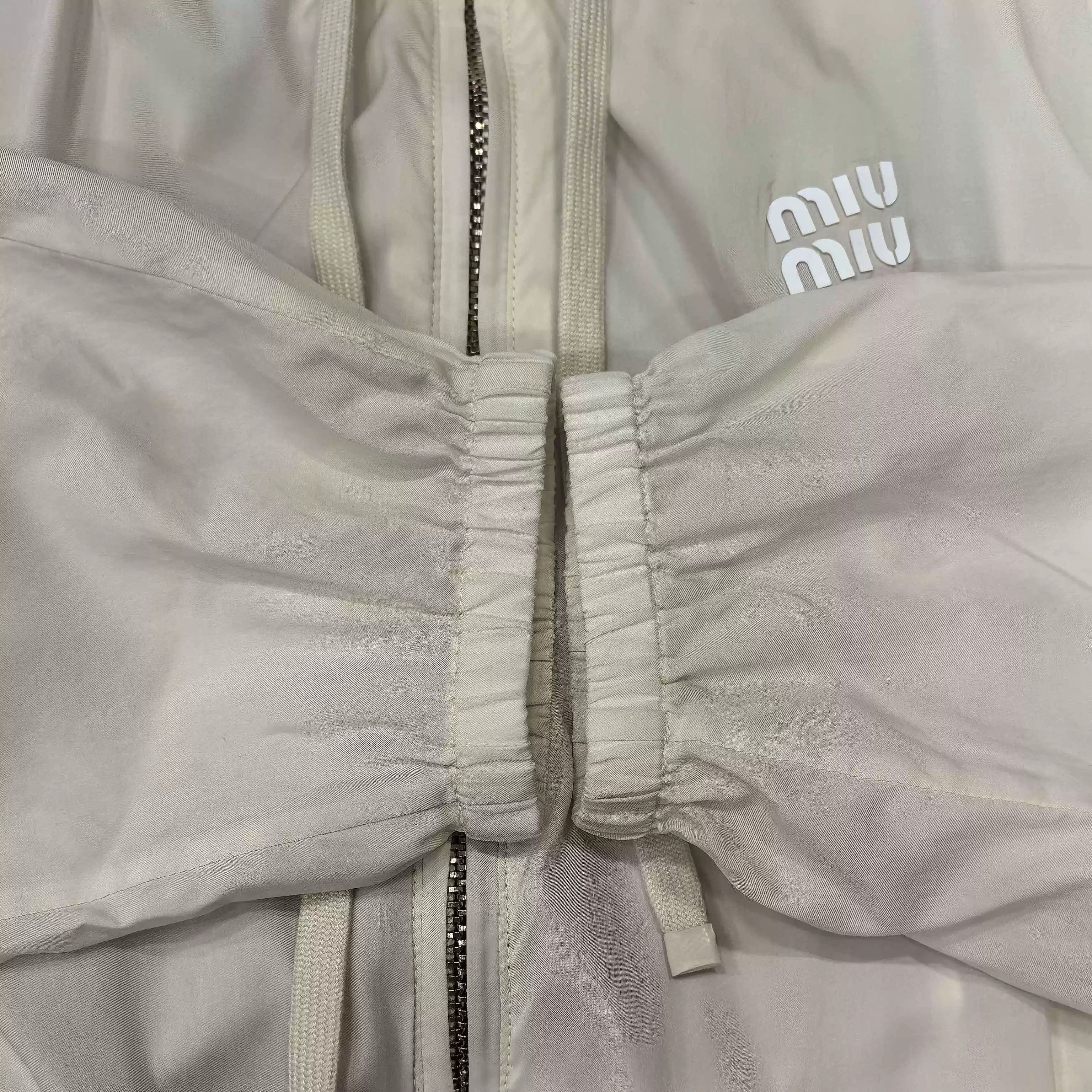 Miu Miu miumiu cream small logo jacket size 36 Size US S / EU 44-46 / 1 - 3 Thumbnail