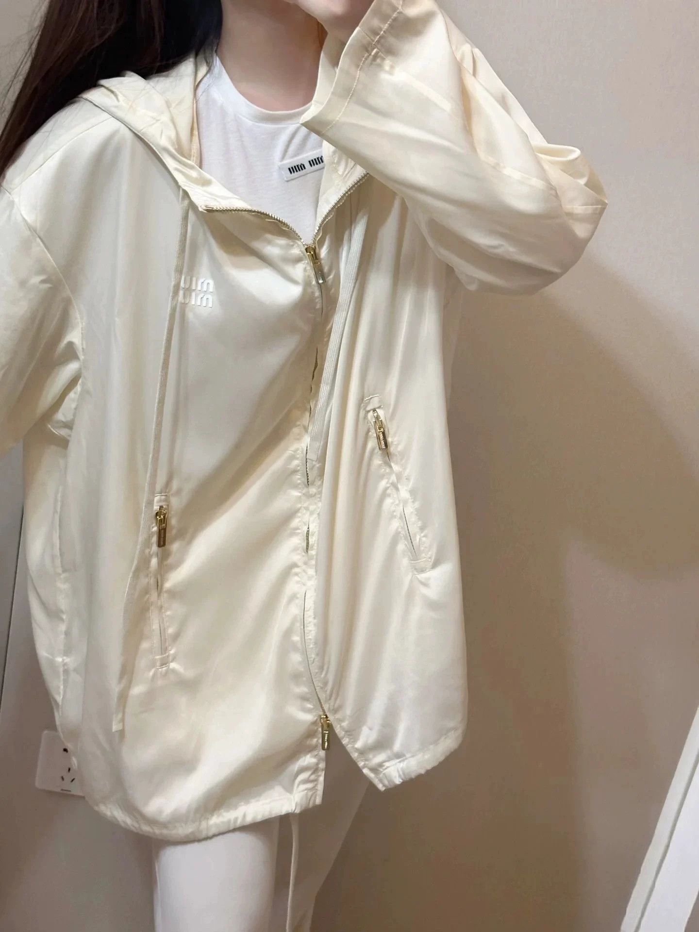 Miu Miu miumiu cream small logo jacket size 36 Size US S / EU 44-46 / 1 - 8 Thumbnail
