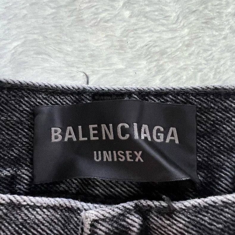 Balenciaga Balenciaga Washed Denim Flare Pants Size US 26 / EU 42 - 5 Thumbnail