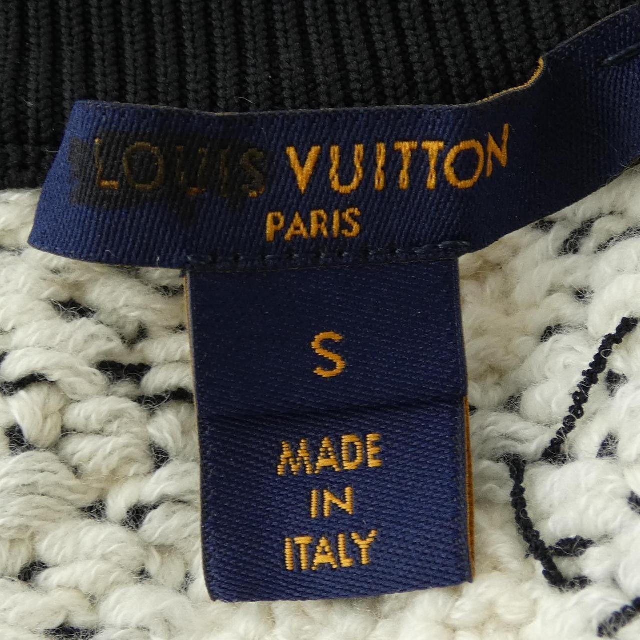 Louis Vuitton Louis Vuitton Louis Vuitton Graphic Knit Cashmere Blend Skirt Others Skirts FMKZ05LP5 DUTY FREE for USA Size ONE SIZE - 4 Thumbnail