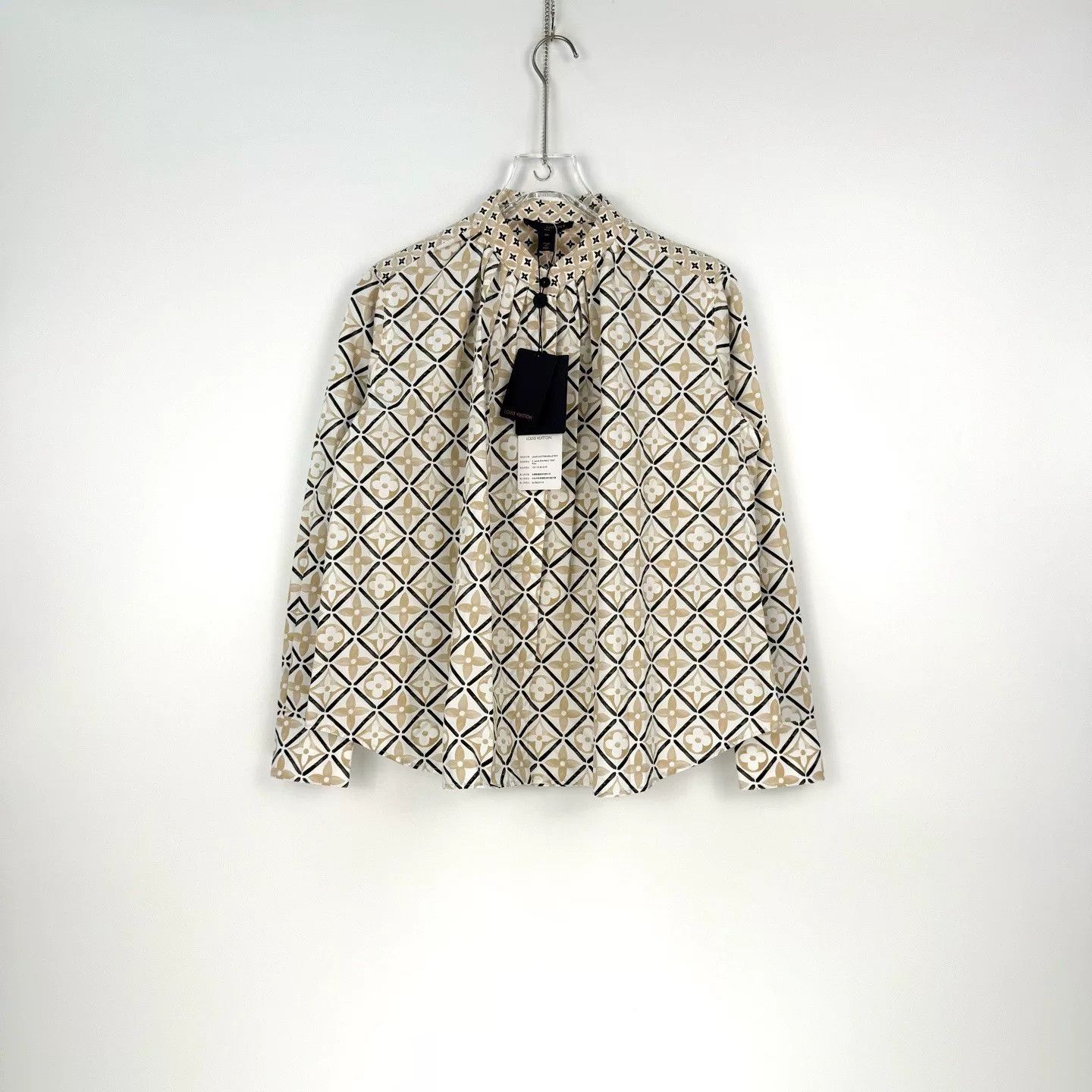 Louis Vuitton Louis Vuitton Monogram Print Shirt Size US S / EU 44-46 / 1 - 3 Thumbnail