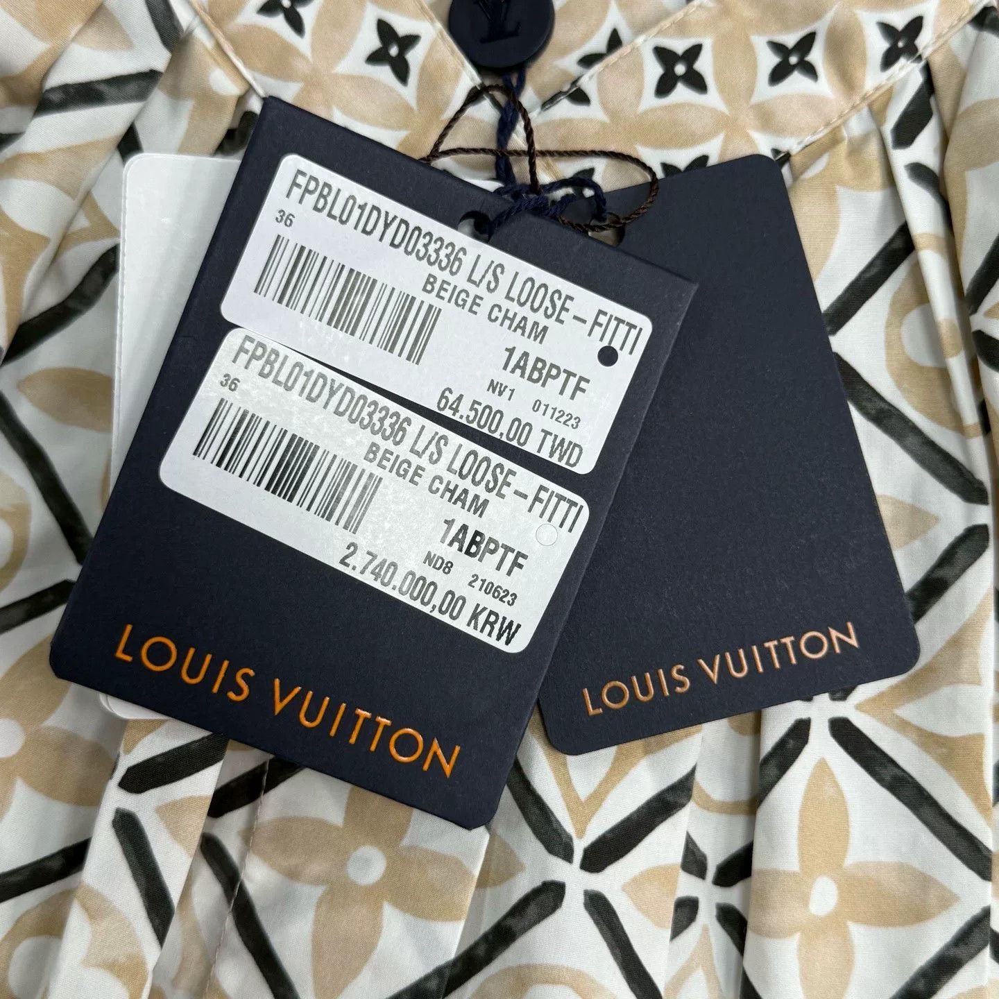 Louis Vuitton Louis Vuitton Monogram Print Shirt Size US S / EU 44-46 / 1 - 7 Thumbnail