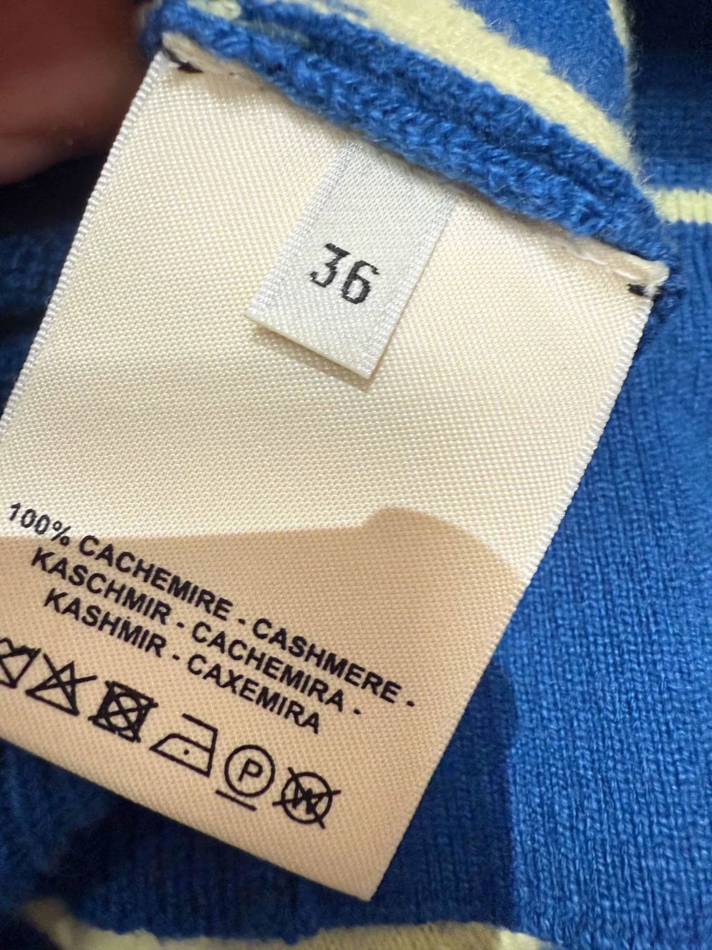 Hermes Hermes Blue Cashmere Sleeveless Vest Size US S / EU 44-46 / 1 - 3 Thumbnail