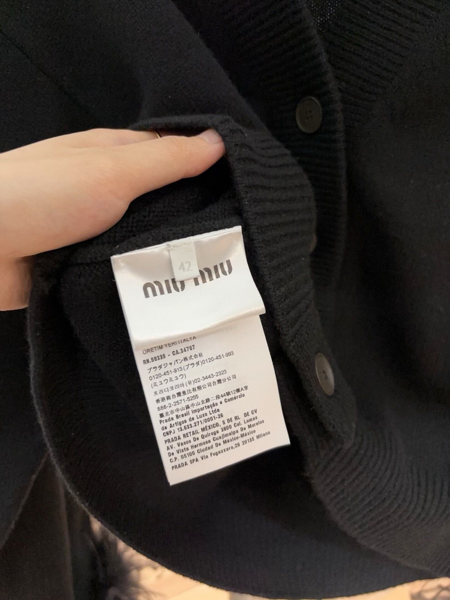 Miu Miu black knitted cardigan with feather sleeves Size US M / EU 48-50 / 2 - 3 Thumbnail