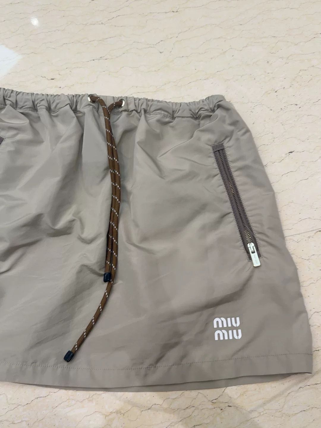 Miu Miu Miu Miu Drawstring Midi Skirt in Khaki Size US 38 / EU 54 - 2 Thumbnail