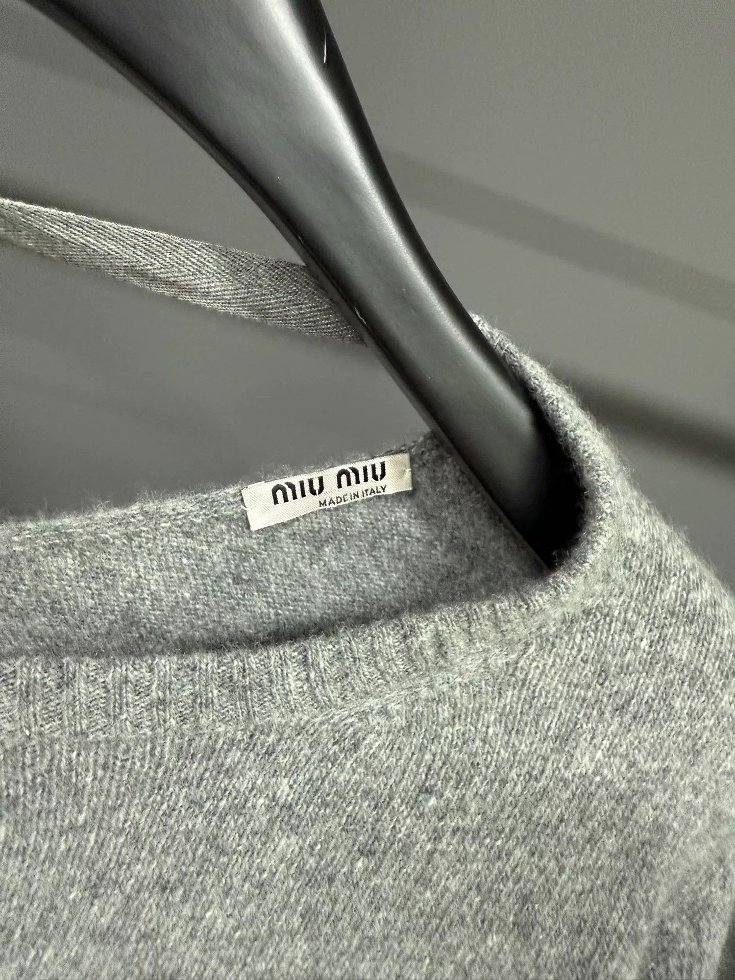 Miu Miu gray double-faced cashmere cardigan Size US M / EU 48-50 / 2 - 4 Thumbnail