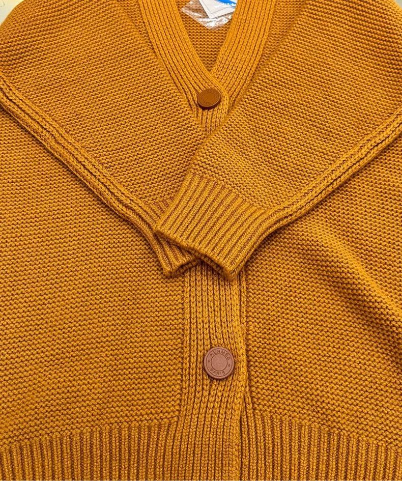 Hermes Hermes Women's Cashmere Cardigan Size US XS / EU 42 / 0 - 5 Thumbnail