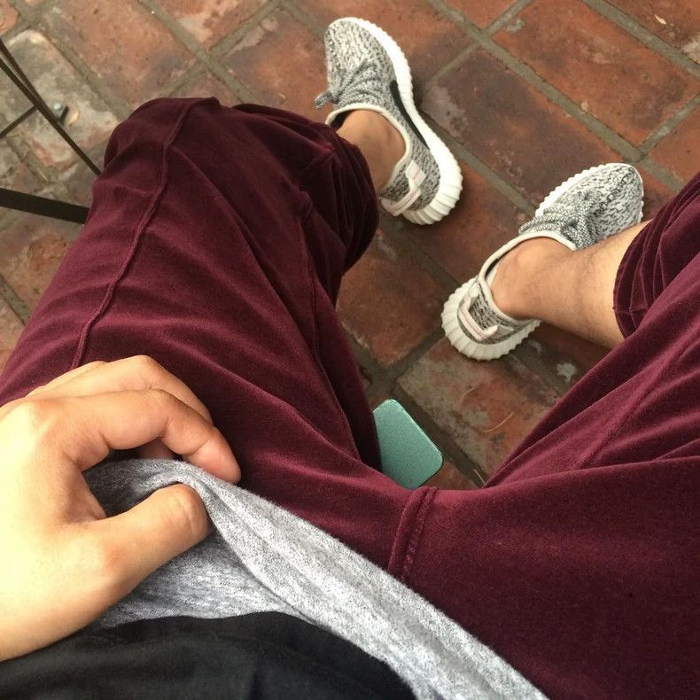 Haider Ackermann Haider Ackermann AW15 Red Velvet Pants Size US 26 / EU 42 - 6 Thumbnail