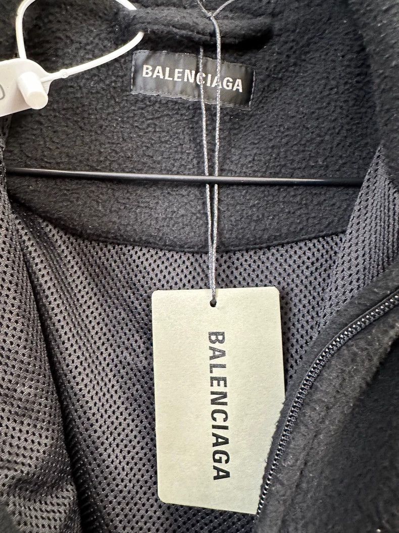 Balenciaga Balenciaga Black Logo Embroidered Puffer Size US L / EU 52-54 / 3 - 3 Thumbnail