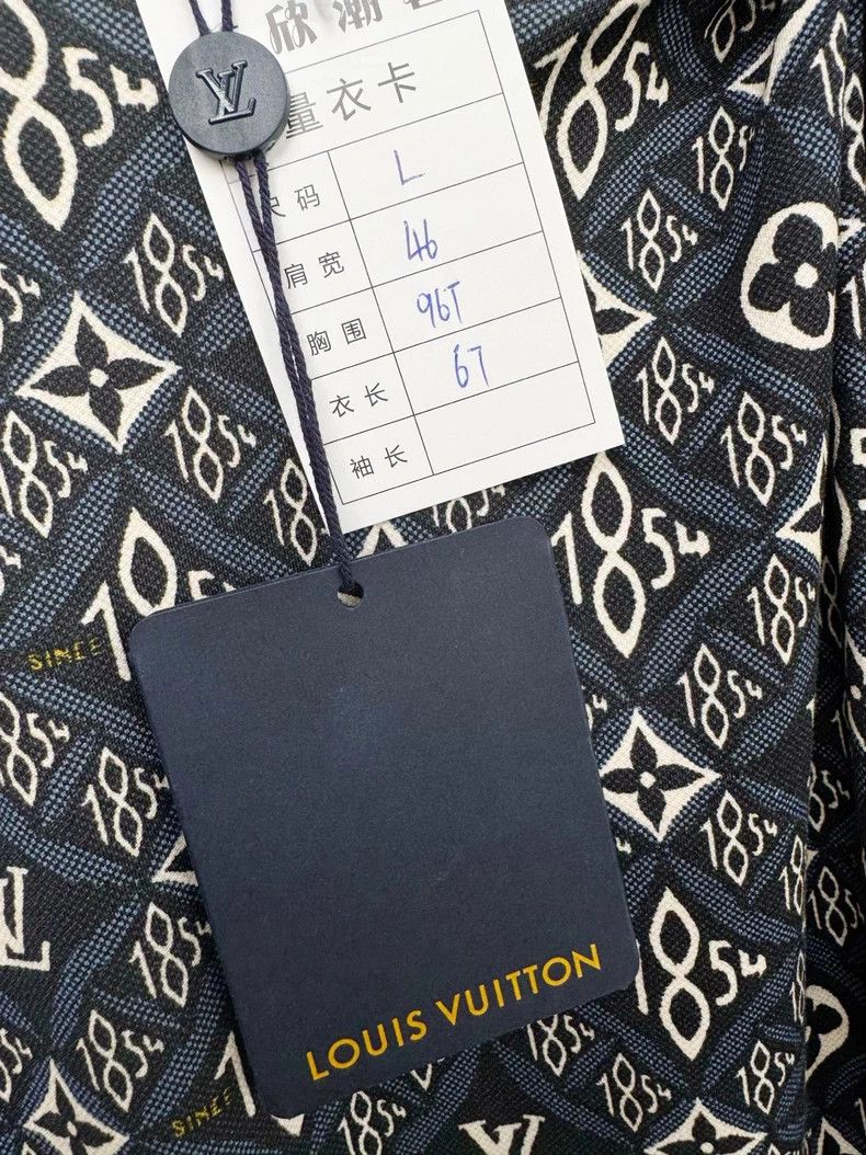 Louis Vuitton Louis Vuitton New Short Sleeve Top Size US L / EU 52-54 / 3 - 3 Thumbnail