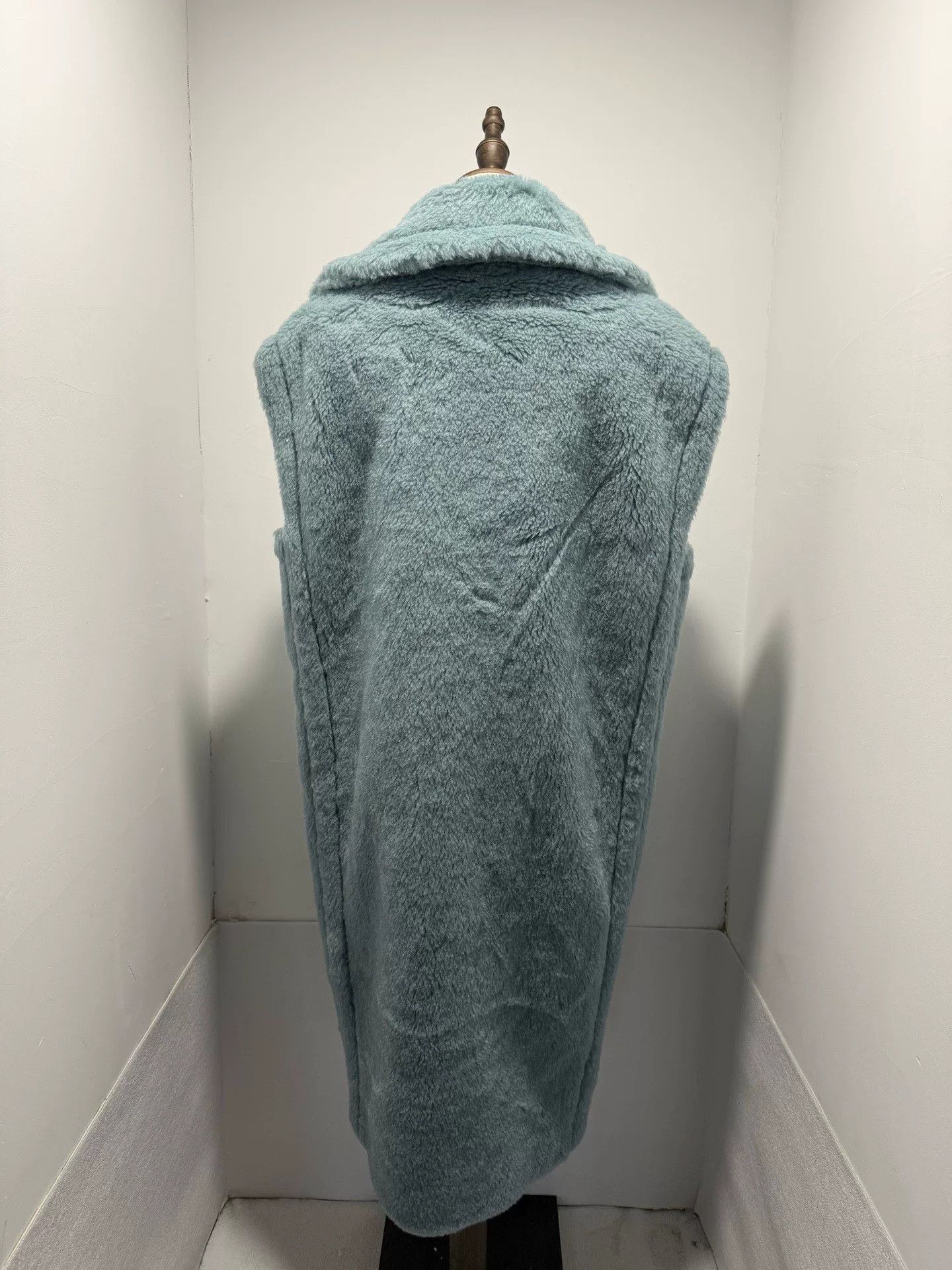 Max Mara Maxmara Teddy Sleeveless Coat XS Size US XS / EU 42 / 0 - 2 Thumbnail