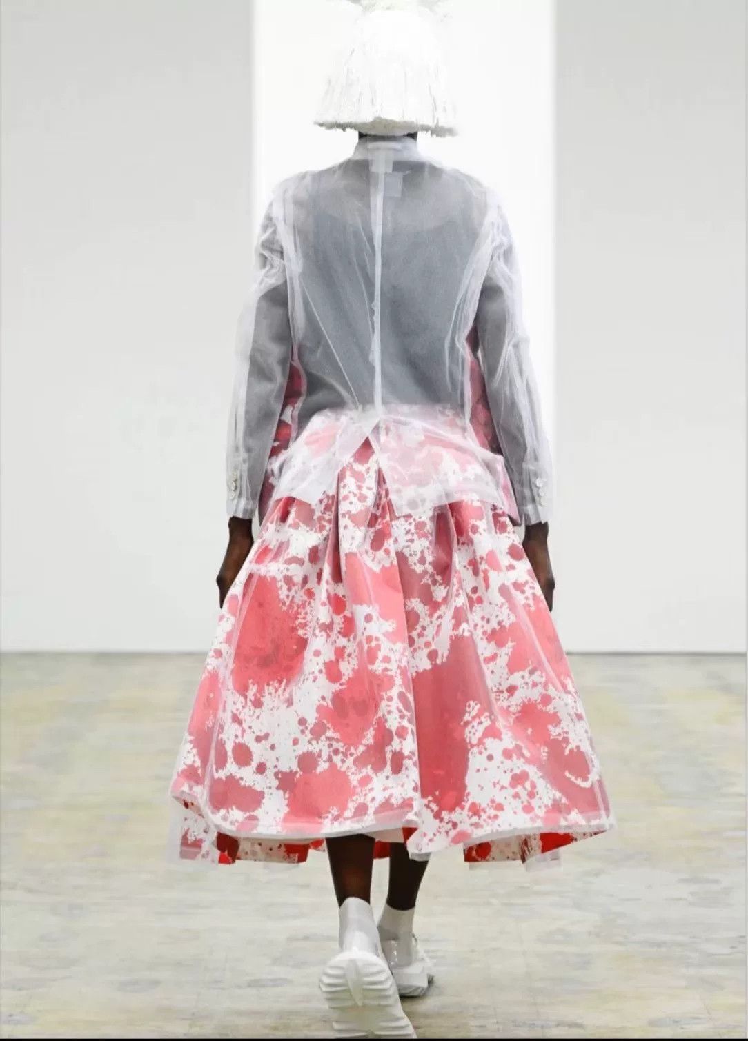 Comme des Garcons Comme des Garçons Mesh Ink Print Skirt Size US 26 / EU 42 - 8 Thumbnail