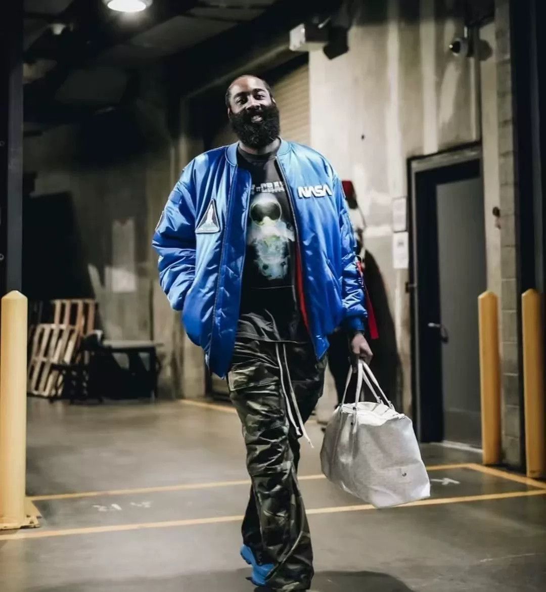 Balenciaga Balenciaga NASA collaboration blue flight jacket Size US M / EU 48-50 / 2 - 9 Thumbnail