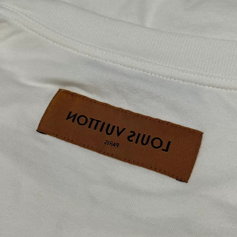 Louis Vuitton Louis Vuitton FW22 Embroidered Short Sleeve T-Shirt Size US XL / EU 56 / 4 - 6 Thumbnail