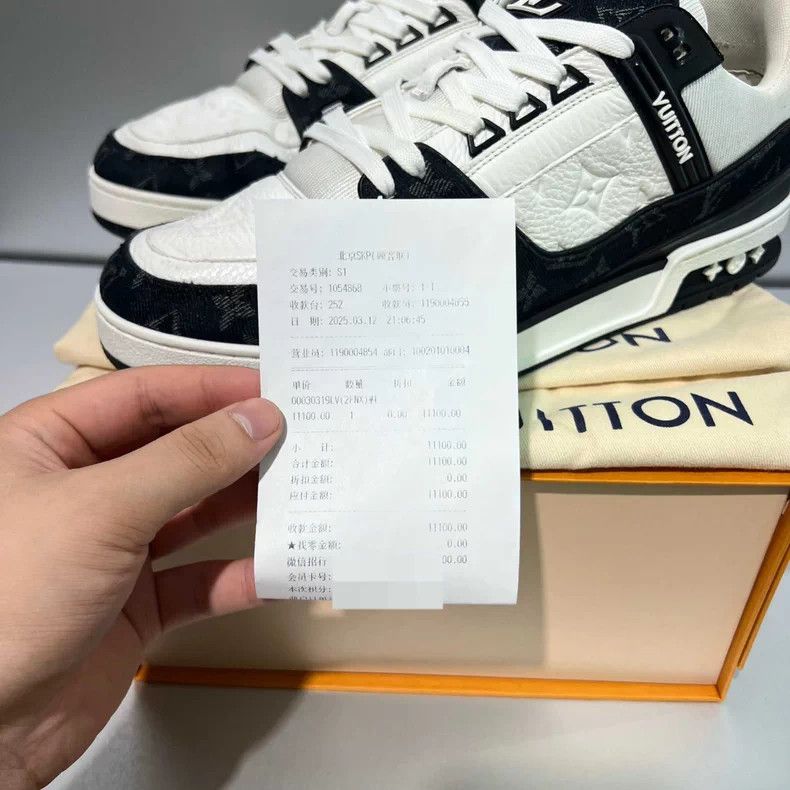 Louis Vuitton Louis Vuitton Trainer25 Denim Sneakers Size US 11 / EU 44 - 4 Thumbnail
