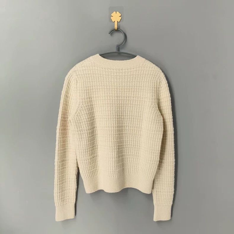 Chanel Chanel Beige Floral Embroidered Knit Sweater Size US S / EU 44-46 / 1 - 2 Thumbnail