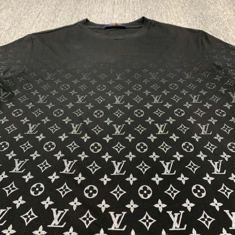 Louis Vuitton LV Black Gradient Print Short Sleeve Size US M / EU 48-50 / 2 - 3 Thumbnail