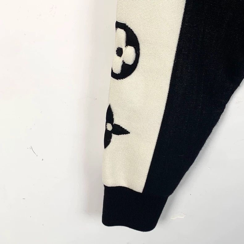 Louis Vuitton Louis Vuitton Colorblock Logo Knit Sweater Size US XS / EU 42 / 0 - 5 Thumbnail