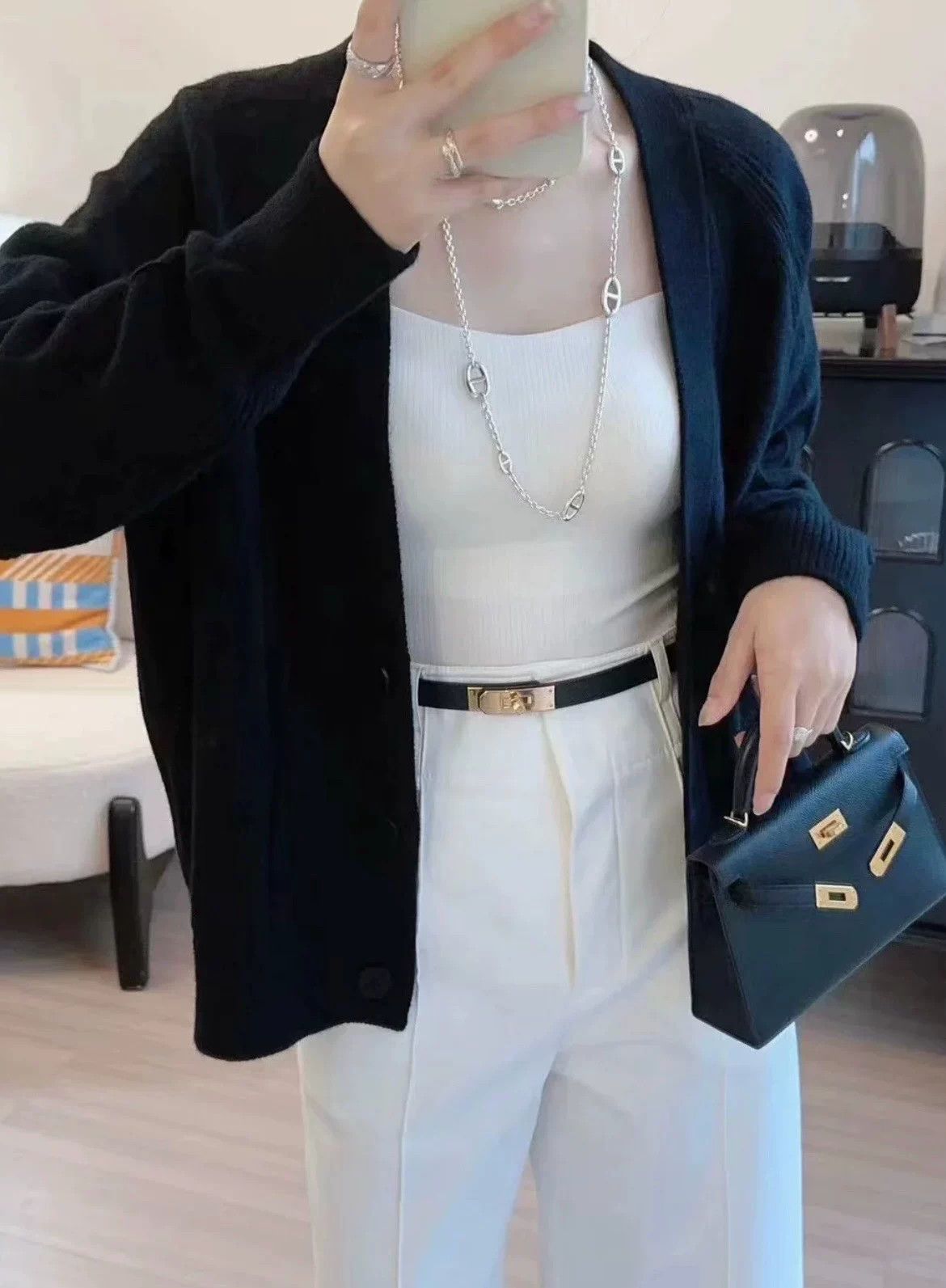 Hermes Hermes Black Knit Cardigan Size 34 Size US S / EU 44-46 / 1 - 7 Thumbnail