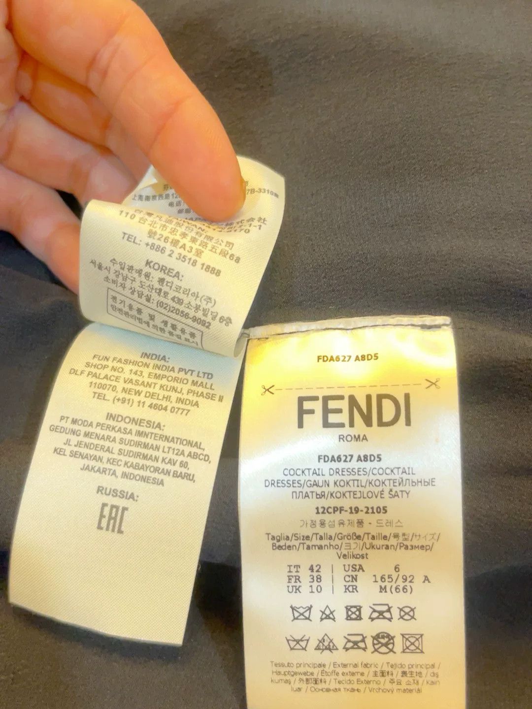 Fendi Fendi Runway Structured Shoulder Dress Size US 38 / EU 54 - 9 Thumbnail