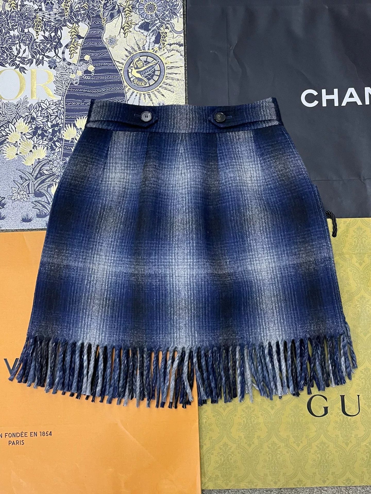 Dior Dior Blue Plaid Wool Fringe Skirt Size US 34 / EU 50 - 2 Thumbnail