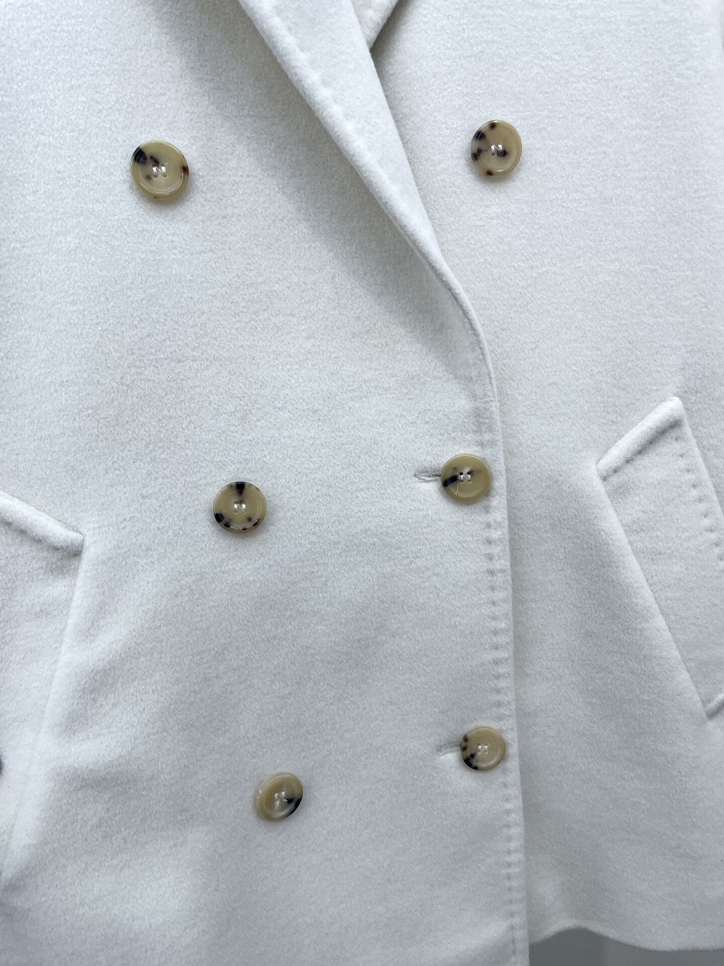 Max Mara Maxmara Double-Breasted Wool Coat Size US S / EU 44-46 / 1 - 3 Thumbnail