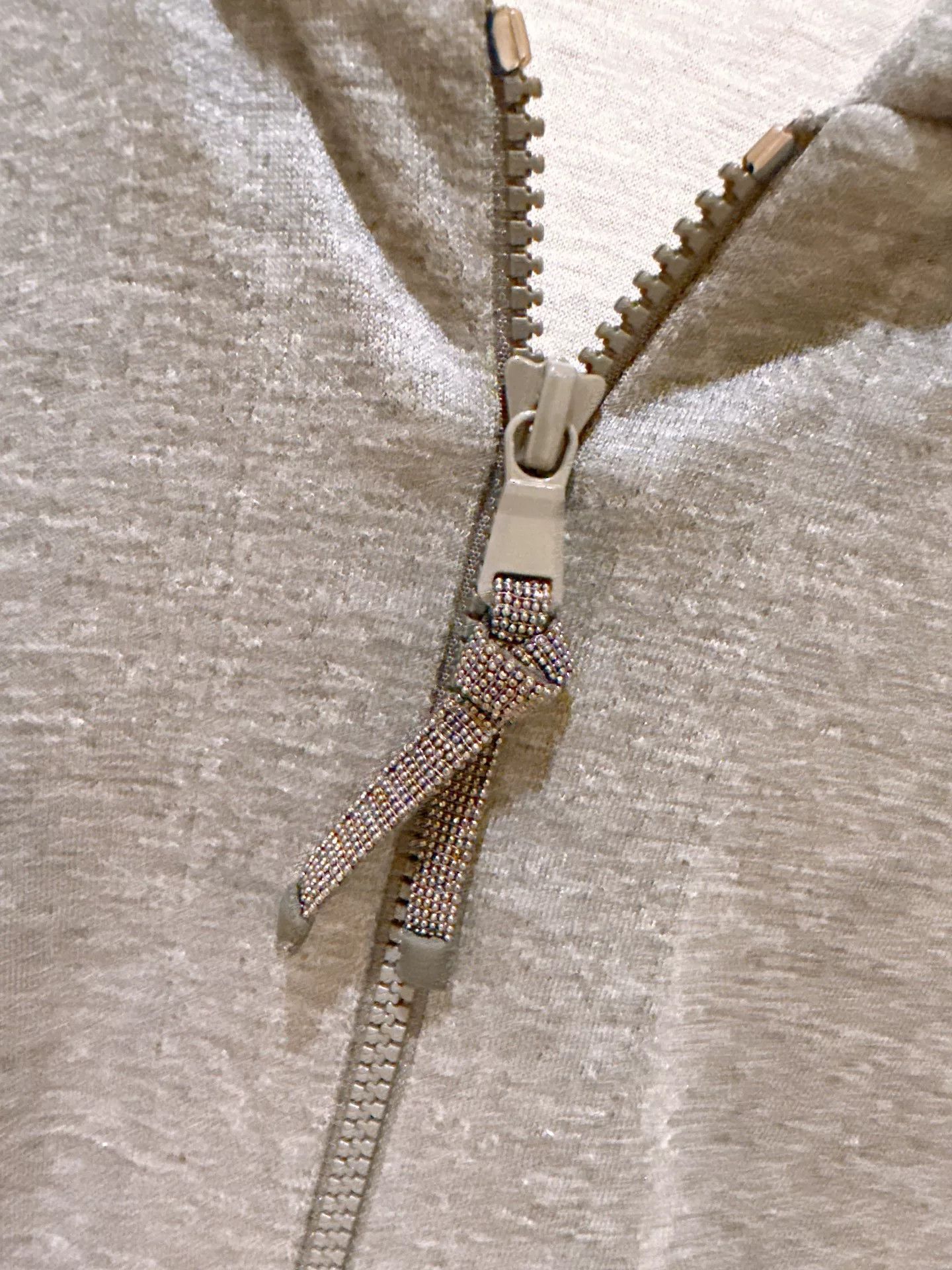 Brunello Cucinelli Brunello Cucinelli Beaded Pocket Hoodie Size US M / EU 48-50 / 2 - 5 Thumbnail