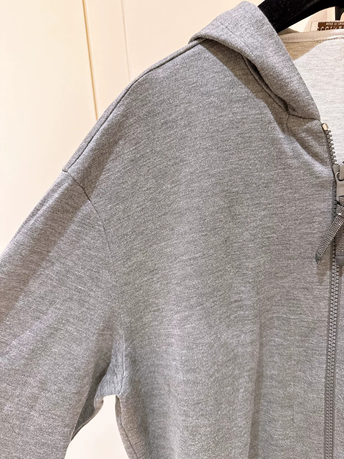 Brunello Cucinelli Brunello Cucinelli Beaded Pocket Hoodie Size US M / EU 48-50 / 2 - 3 Thumbnail