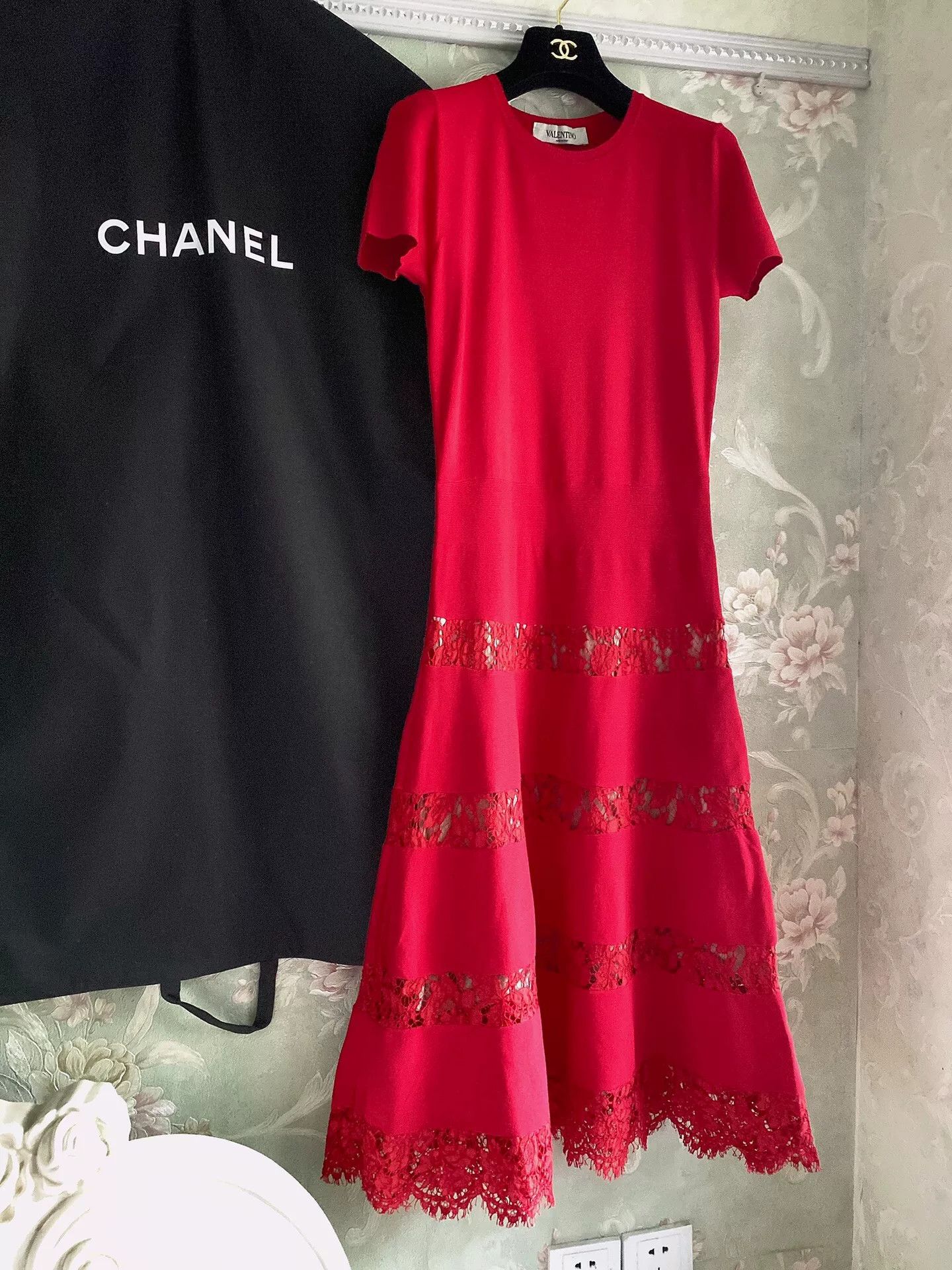 Valentino Valentino Red Elegant Evening Dress Size US 38 / EU 54 - 2 Thumbnail