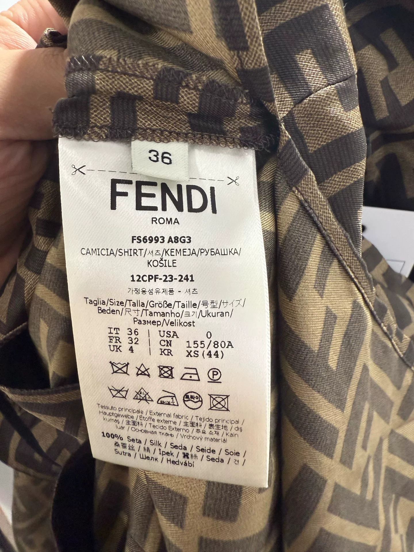 Fendi Fendi Monogram Silk Button-Up Shirt Size US S / EU 44-46 / 1 - 6 Thumbnail