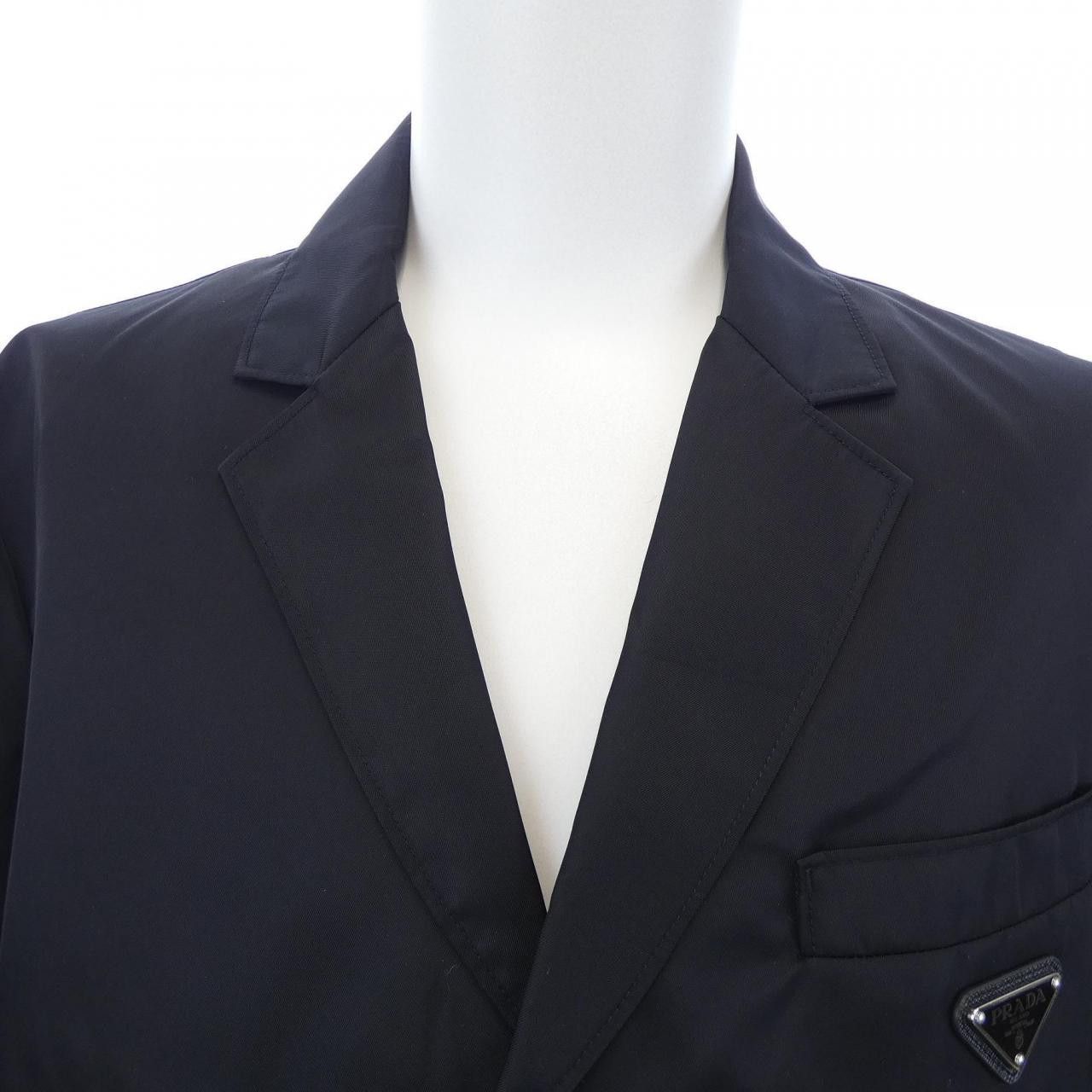 Prada Prada Prada Triangle Logo Re-Nylon Coat Others Outerwear SGB689 S211 1WQ8 DUTY FREE for USA Size ONE SIZE - 4 Thumbnail