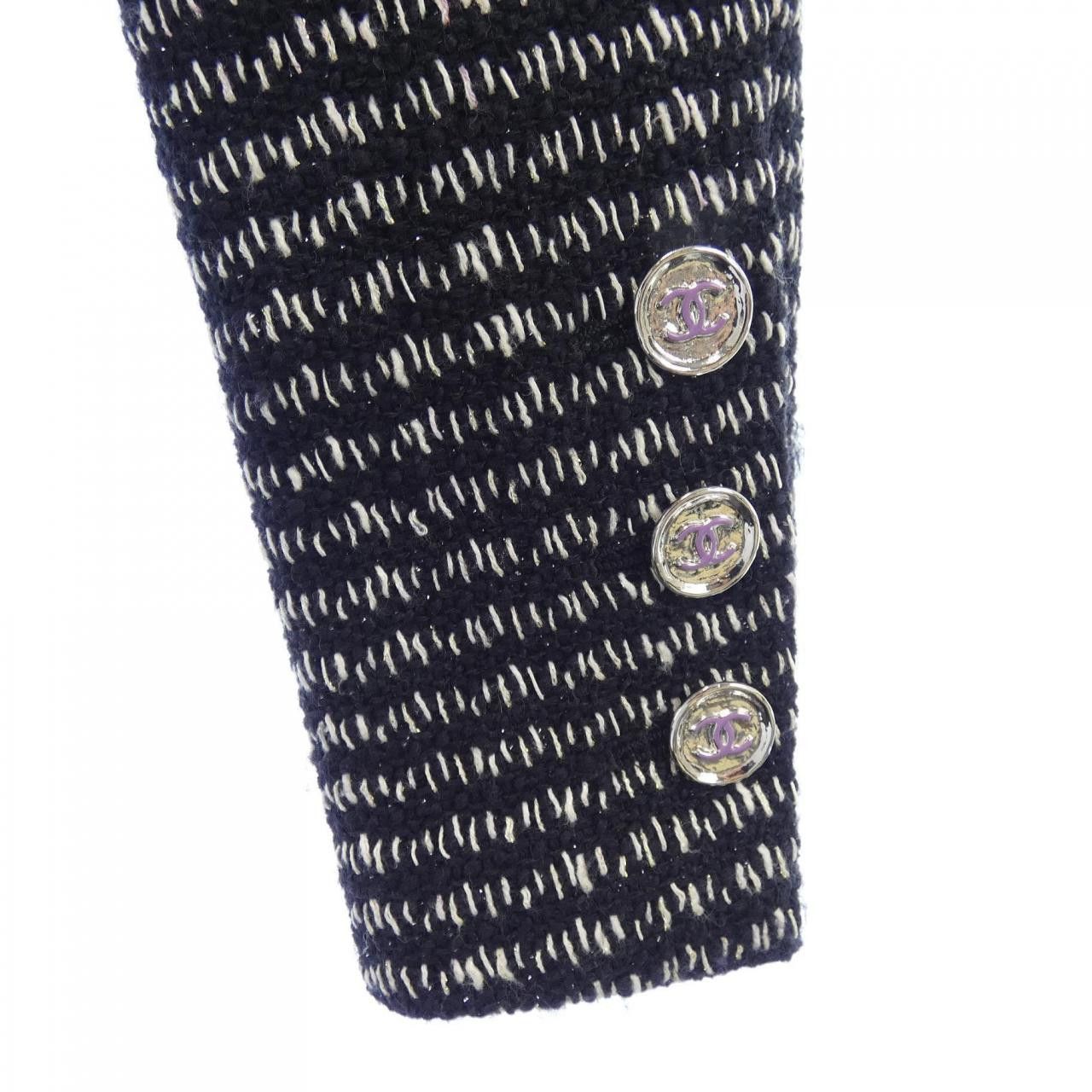 Chanel Chanel Chanel P75157V66724 Jacket Others Outerwear P75157V66724 DUTY FREE for USA Size ONE SIZE - 7 Thumbnail