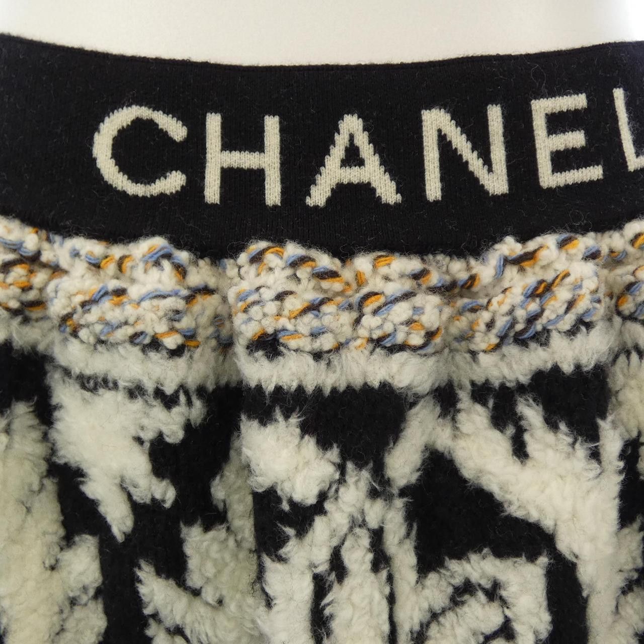 Chanel Chanel Chanel Skirt Skirt Others Skirts P62586K48079 DUTY FREE for USA Size ONE SIZE - 6 Thumbnail