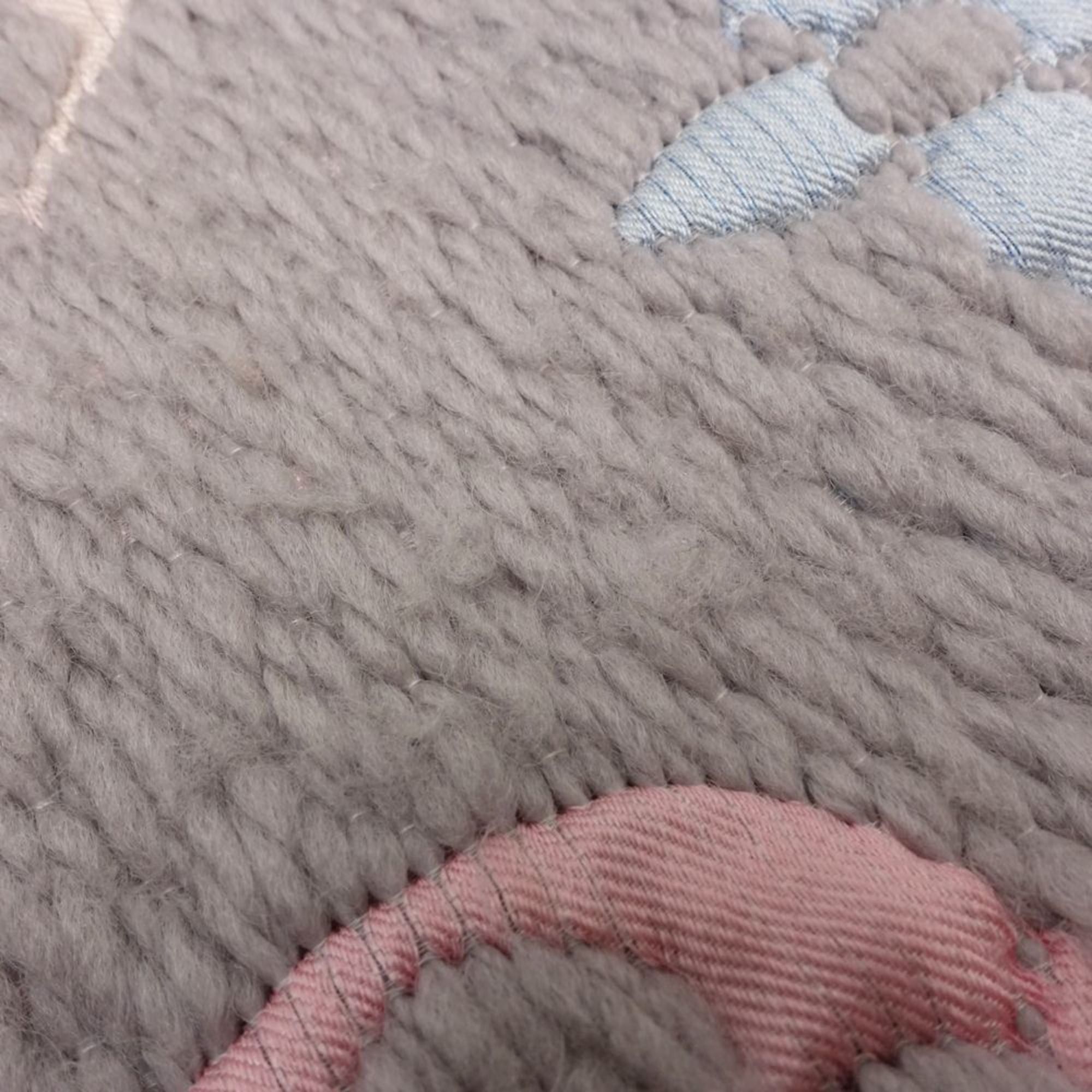 Louis Vuitton Louis Vuitton Stole/Scarf M75874 Echarpe Mania Gray/Pink Women's 181864 Size ONE SIZE - 3 Thumbnail