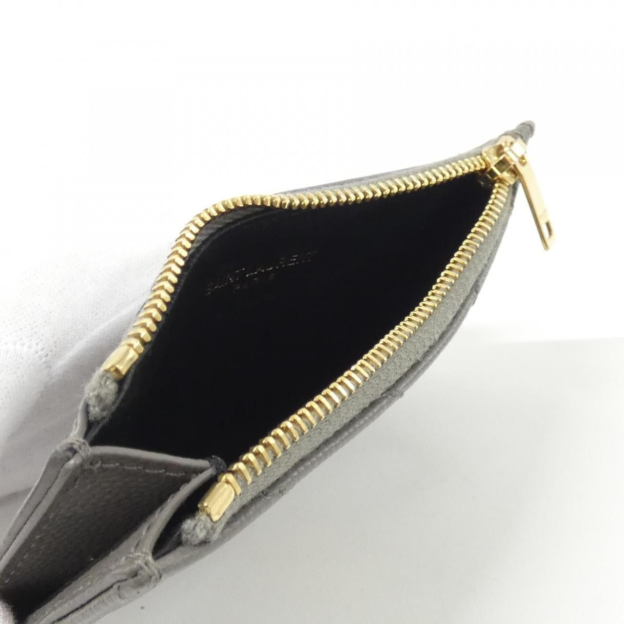 Yves Saint Laurent Yves Saint Laurent Saint Laurent 607915 BOW01 Calf Coin Case Leather Coin Case 607915 BOW01 DUTY FREE for USA Size ONE SIZE - 7 Thumbnail