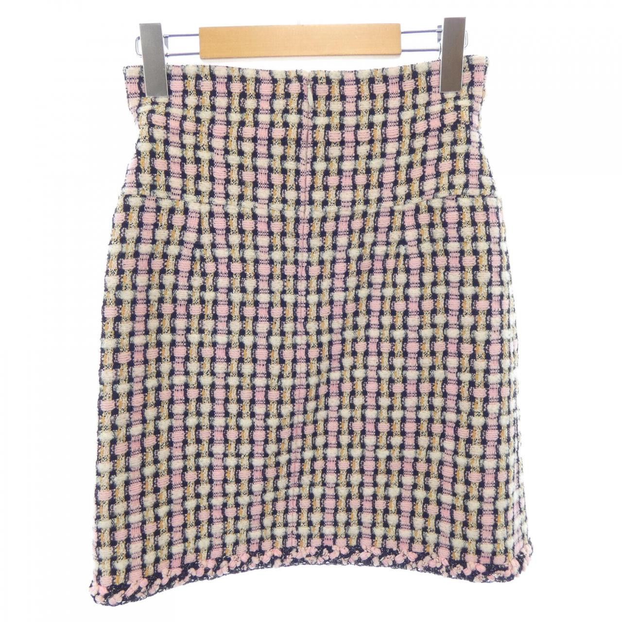 Chanel Chanel Chanel Skirt Skirt Others Skirts P75814V67575 DUTY FREE for USA Size ONE SIZE - 2 Thumbnail