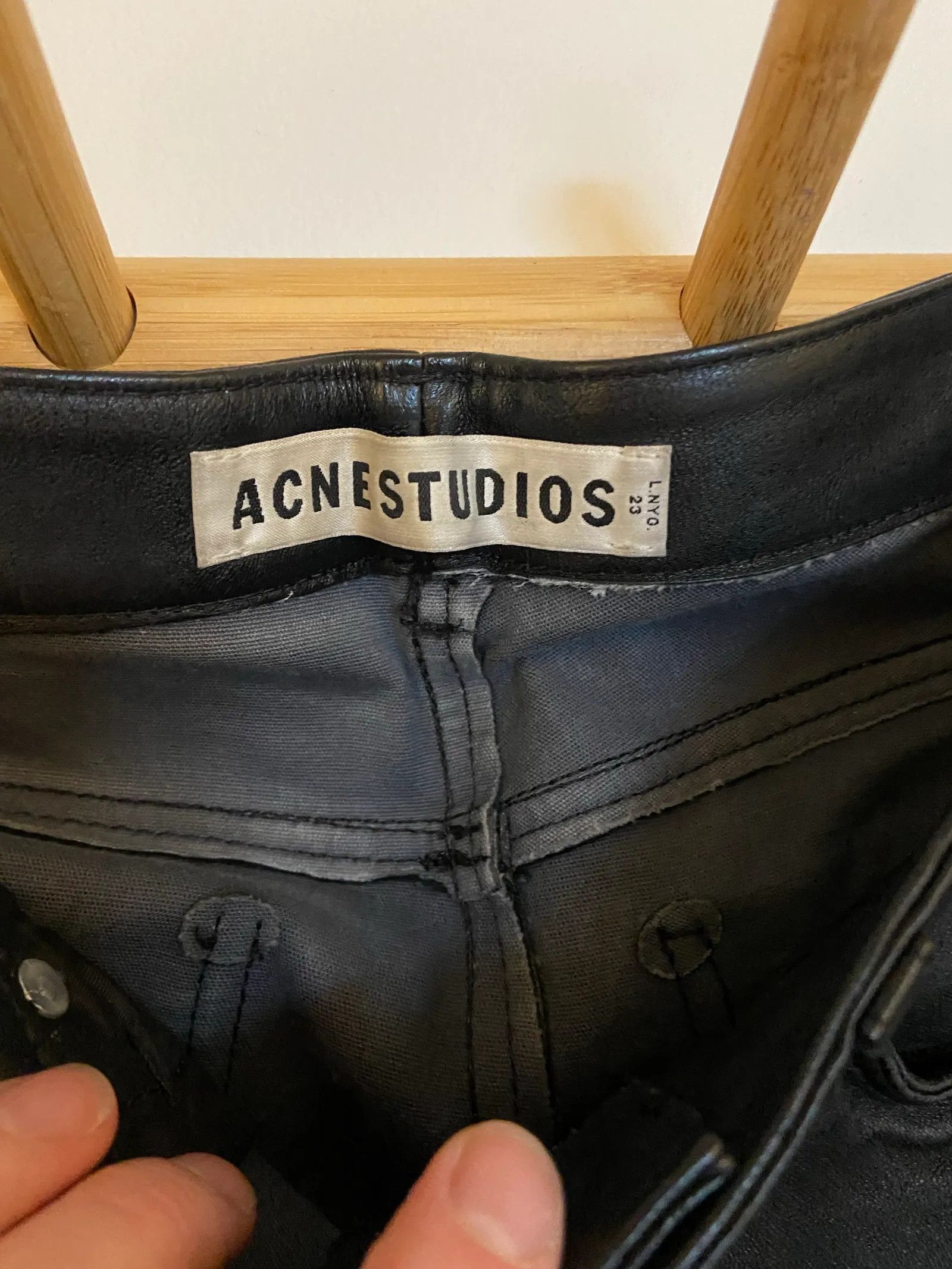Acne Studios Acne Studios Skin 5 pocket lea Pants Size 25" / US 0 / IT 36 - 2 Thumbnail