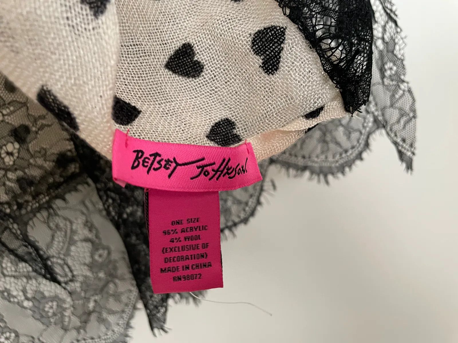 Betsey Johnson Betsey Johnson Scarf Size ONE SIZE - 2 Thumbnail