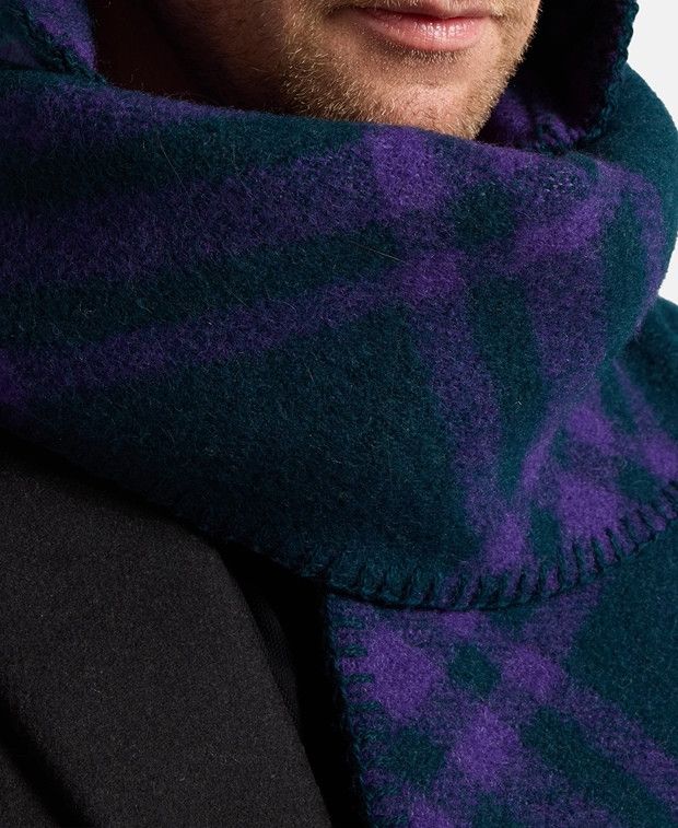 Burberry Hooded scarf Size ONE SIZE - 2 Thumbnail