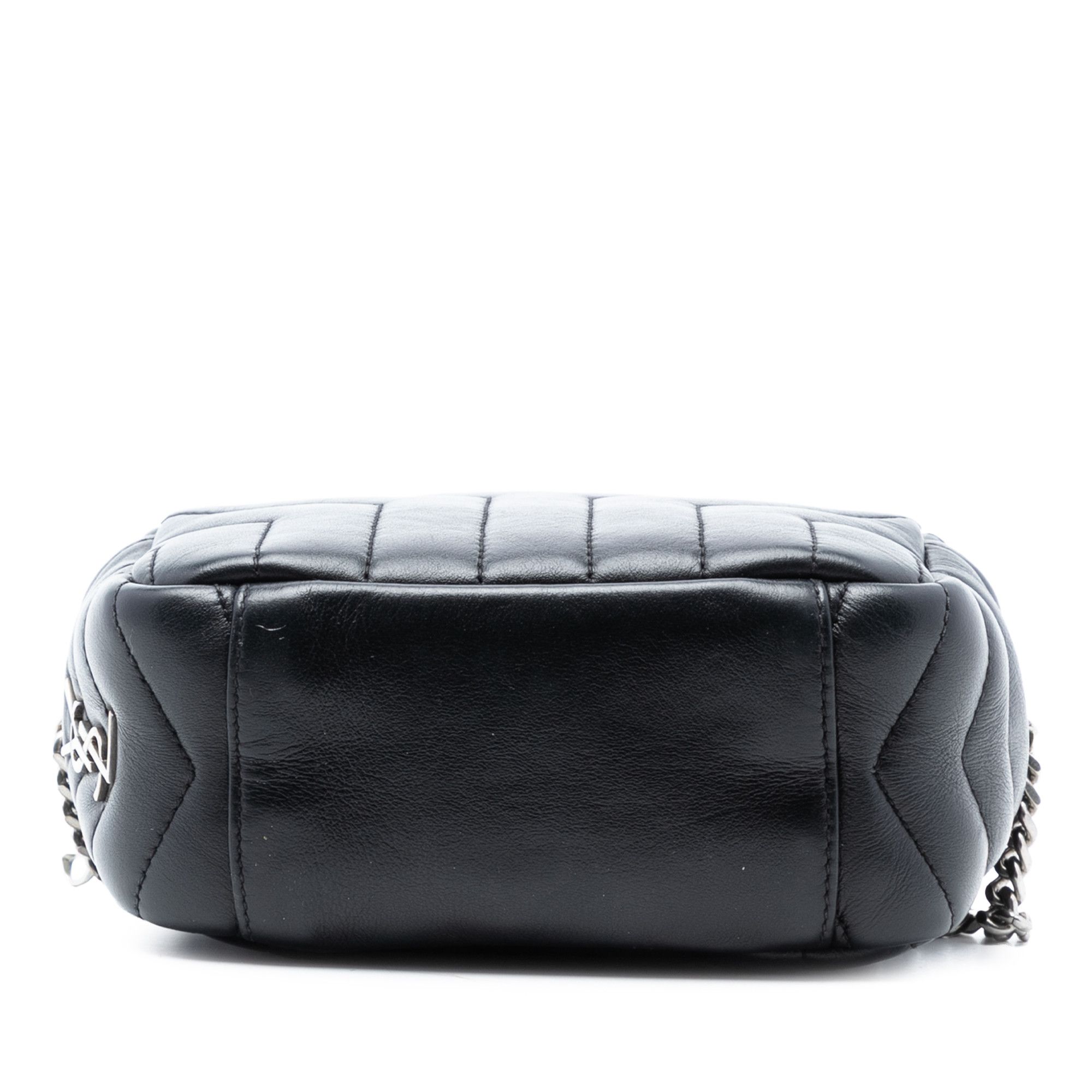 Yves Saint Laurent Yves Saint Laurent Small Matelasse Calfskin LouLou Bowling Bag Size ONE SIZE - 3 Thumbnail