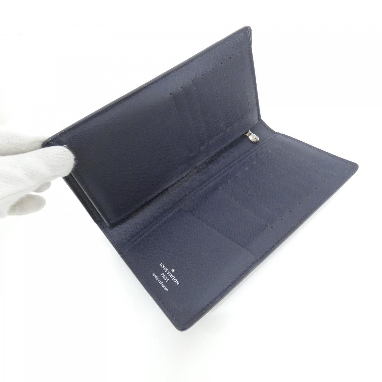 Louis Vuitton Louis Vuitton Louis Vuitton Portefeuille Brazza Taiga Wallet Leather Long Wallet M30502 DUTY FREE for USA Size ONE SIZE - 7 Thumbnail