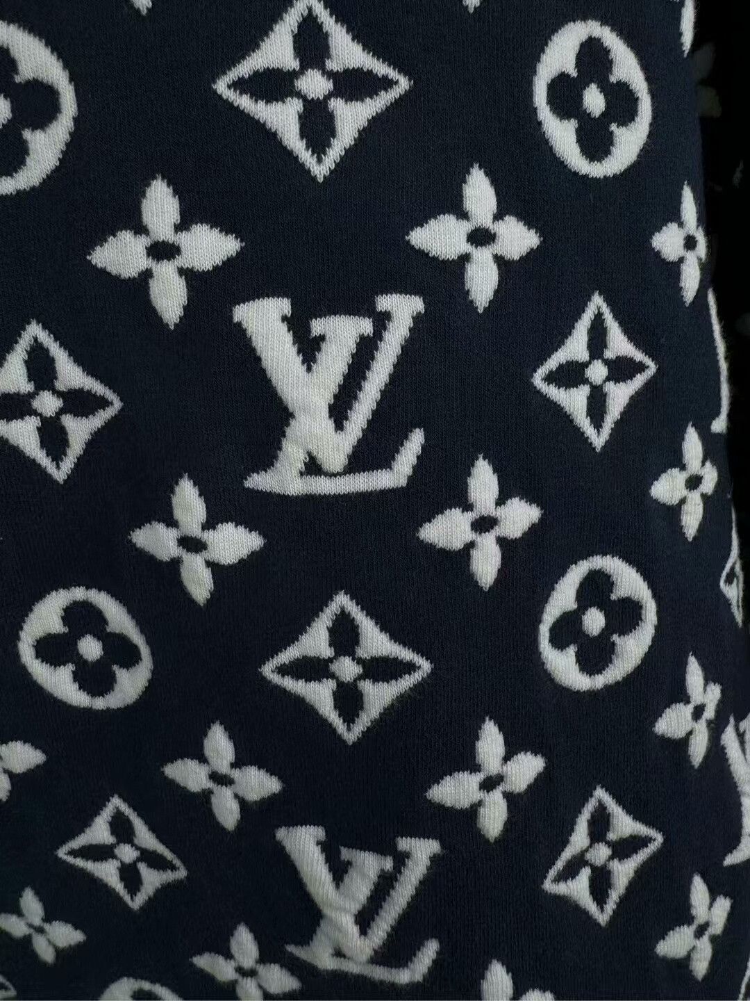 Louis Vuitton louis vuitton logo knit sweatshirt XXL size Size US XXL / EU 58 / 5 - 3 Thumbnail
