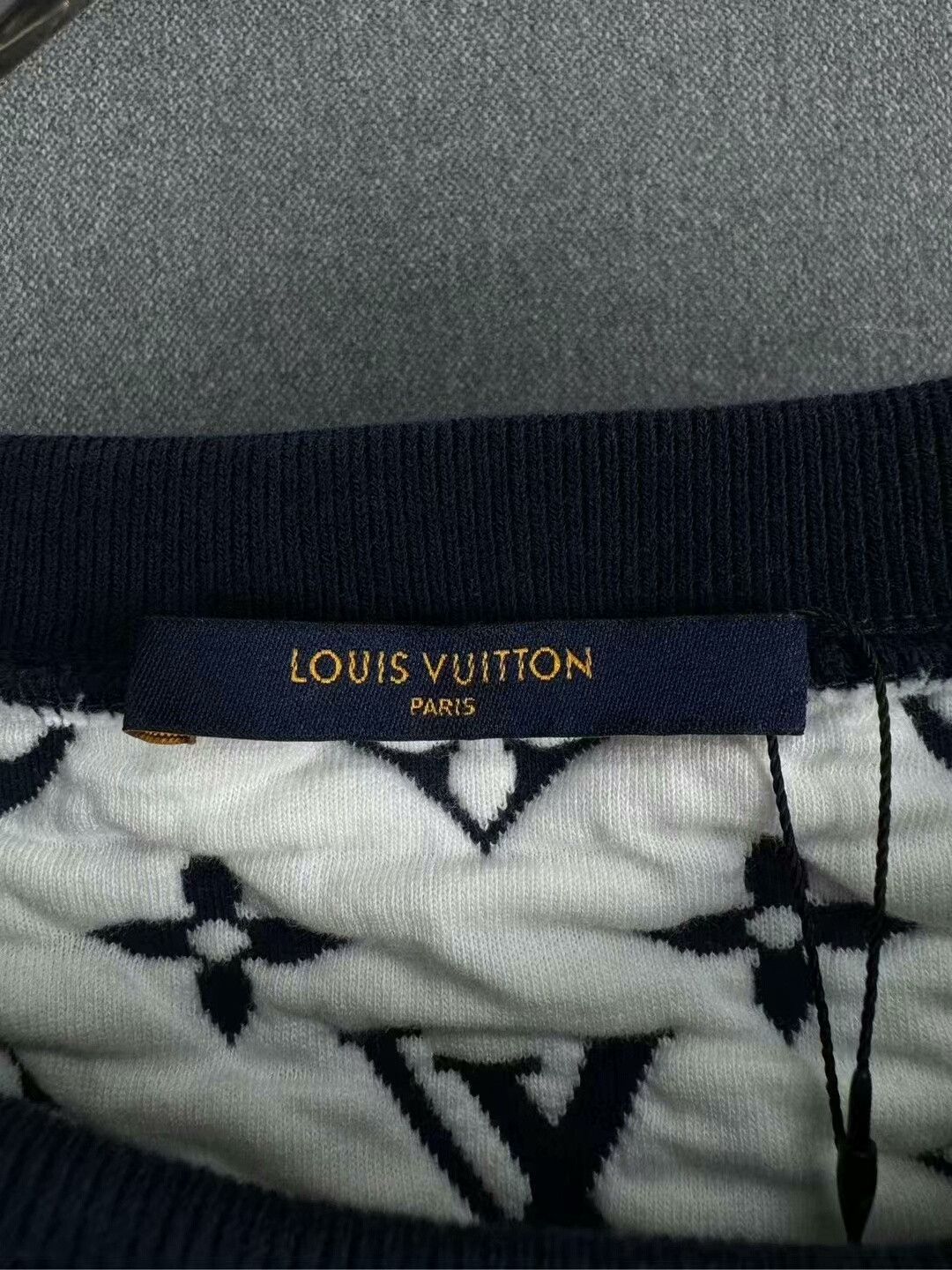 Louis Vuitton louis vuitton logo knit sweatshirt XXL size Size US XXL / EU 58 / 5 - 4 Thumbnail
