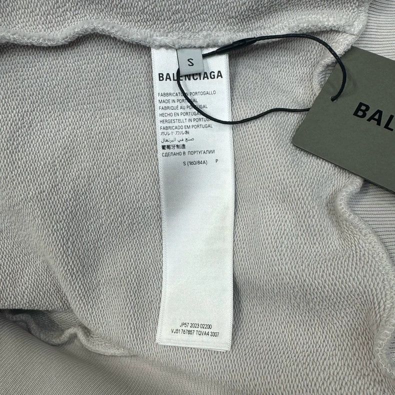 Balenciaga Balenciaga Stencil Type Distressed Letter Hoodie Size US S / EU 44-46 / 1 - 5 Thumbnail