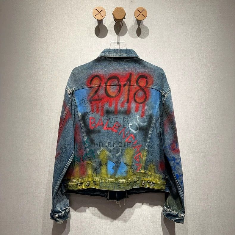 Balenciaga Balenciaga Graffiti Denim Jacket Size US M / EU 48-50 / 2 - 2 Thumbnail