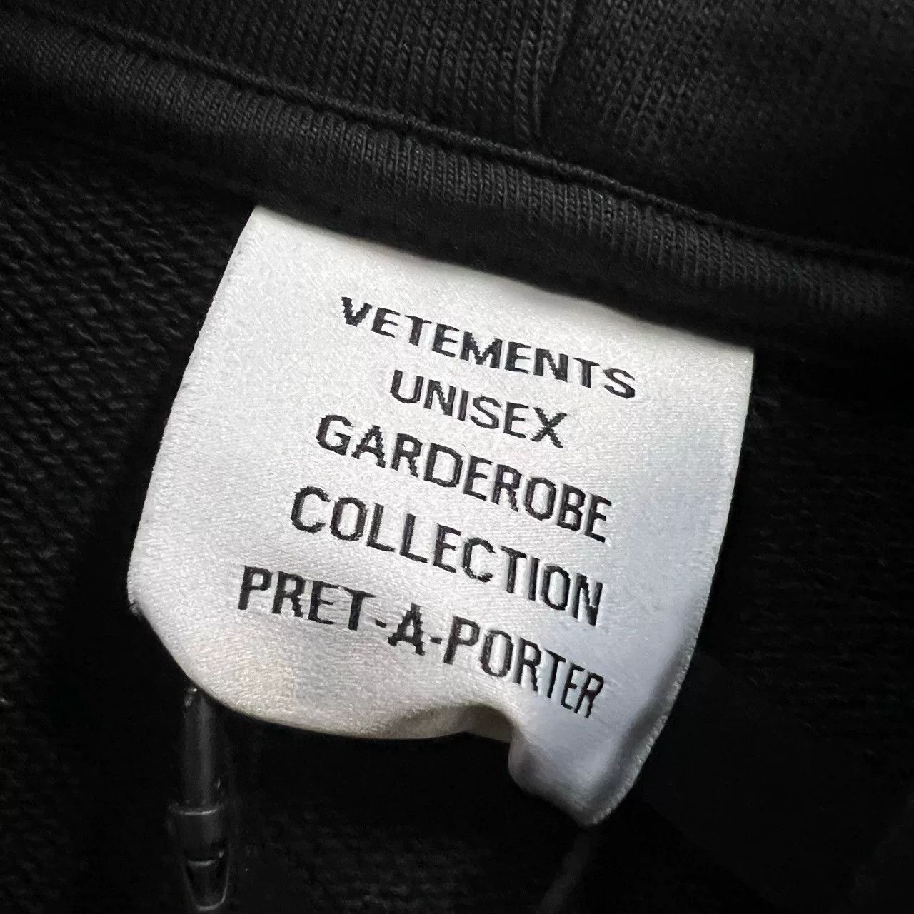 Vetements Vetements Logo Patch Hoodie XS Size US XS / EU 42 / 0 - 3 Thumbnail