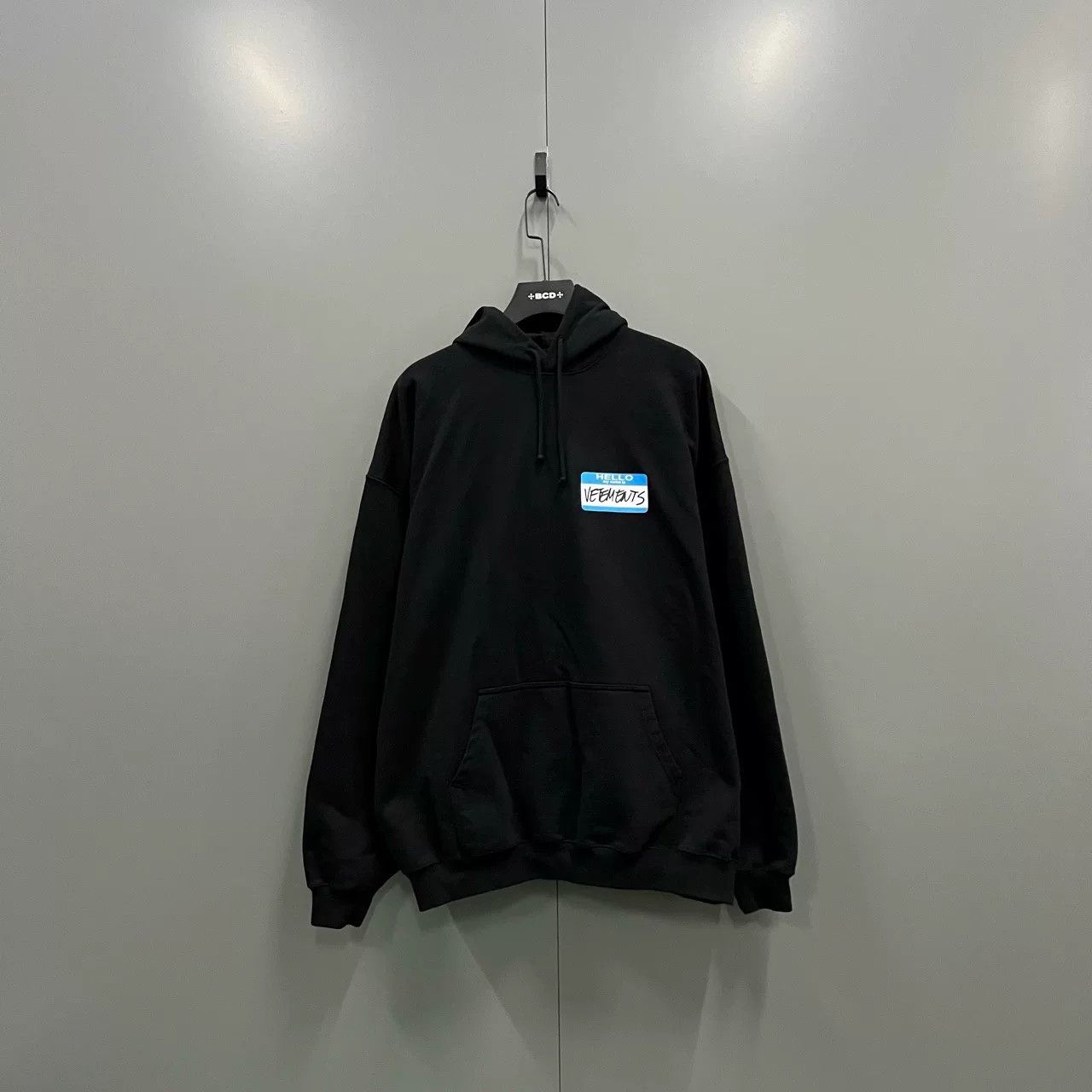 Vetements Vetements Logo Patch Hoodie XS Size US XS / EU 42 / 0 - 2 Thumbnail