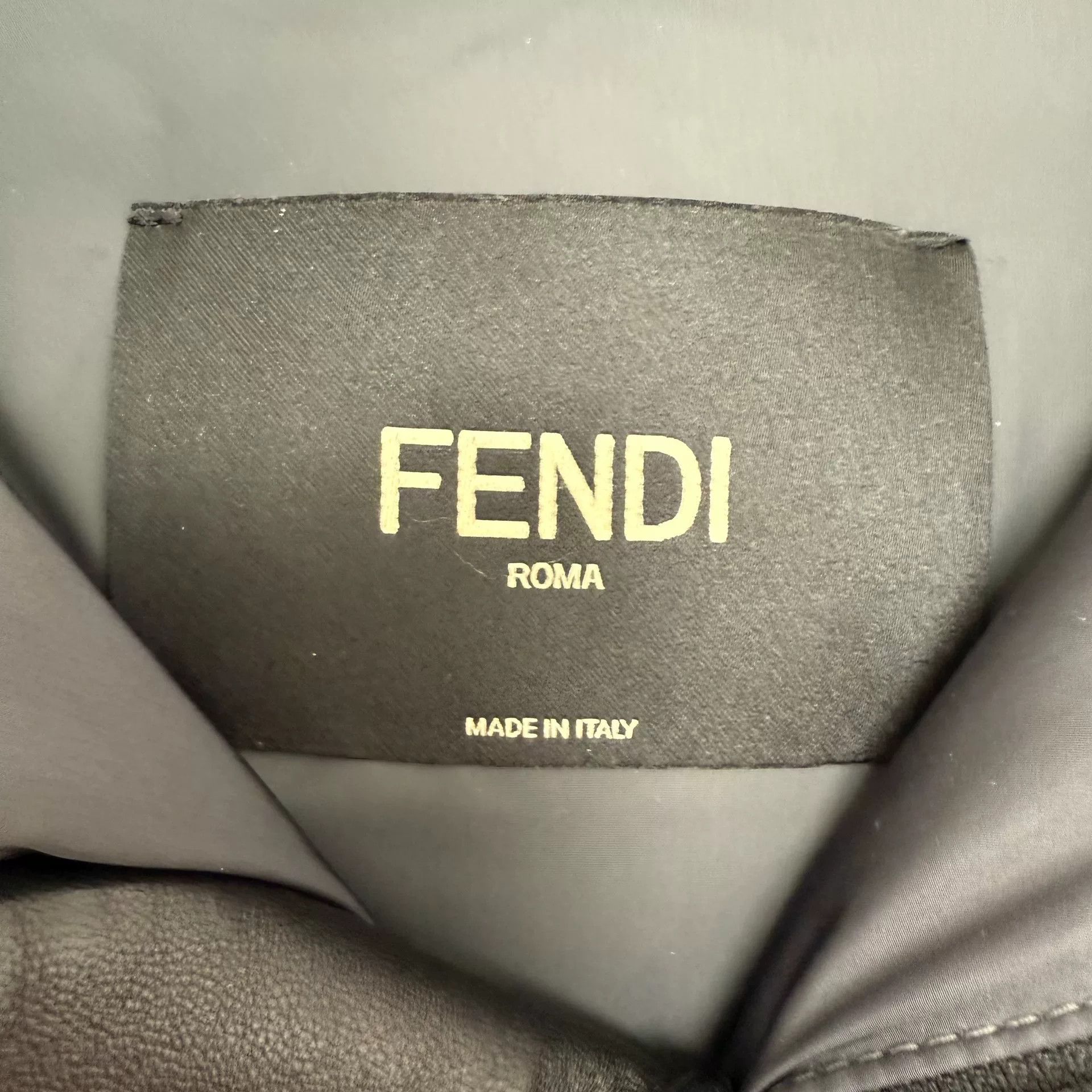 Fendi fendi gray down jacket size 44 Size US L / EU 52-54 / 3 - 5 Thumbnail