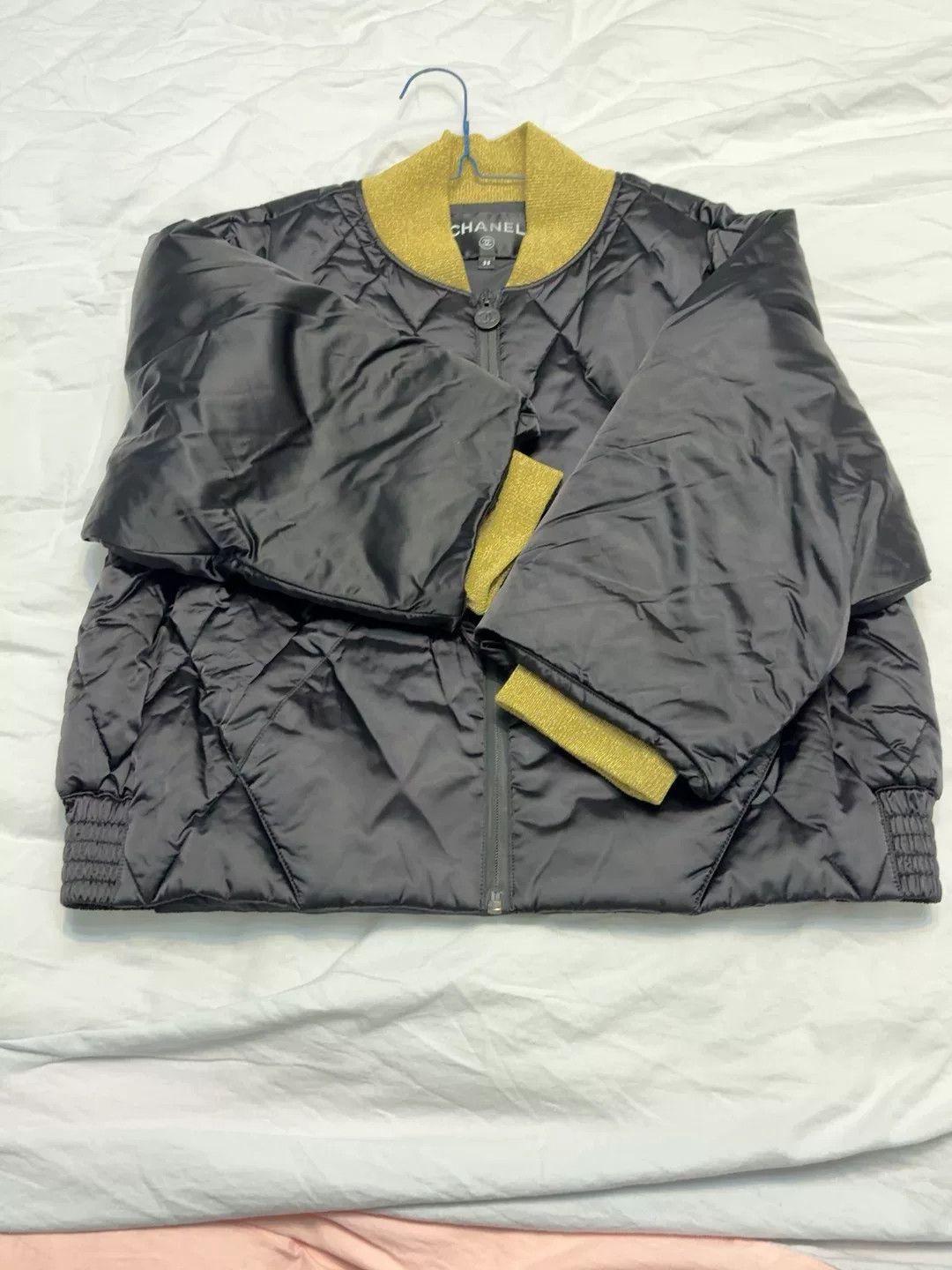 Louis Vuitton chanel black quilted bomber jacket Size US M / EU 48-50 / 2 - 6 Thumbnail